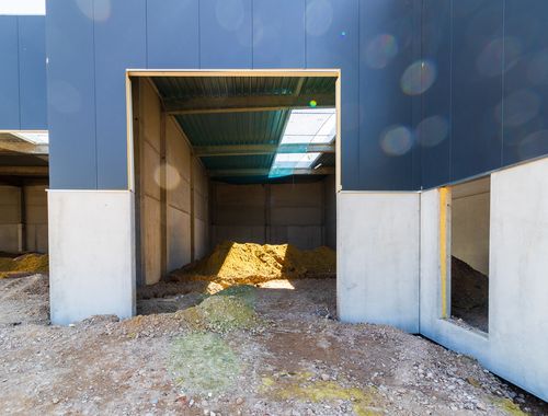                                         Bedrijfsgebouw te huur in Wavre, € 2.100
