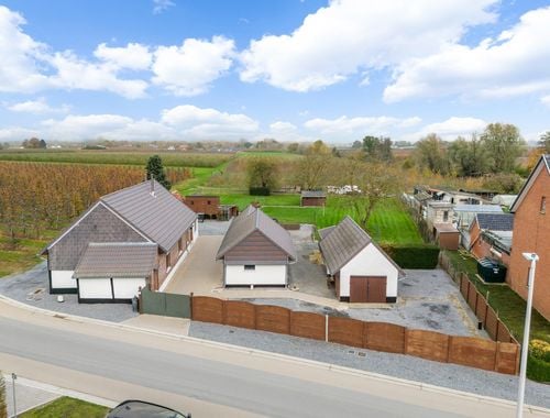                                         Maison à vendre à Herk-de-Stad, € 396.000
