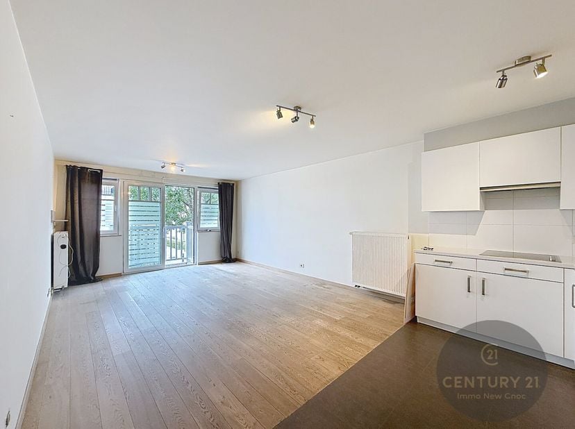 Dit appartement bevindt zich op de eerste verdieping van de residentie &quot;Newport&quot; vlakbij de jachthaven van Zeebrugge. Het appartement beschikt over ee
