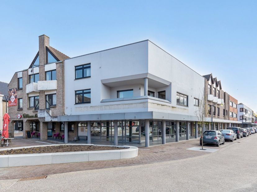 Bien professionnel à vendre
                    à 8760 Meulebeke