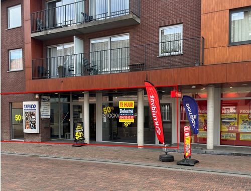                                         Handelsgelijkvloers te huur in Nederbrakel, € 3.500
