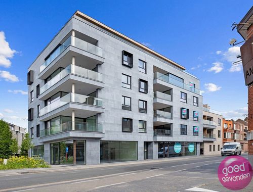                                         Bureaux à louer à Hasselt, € 2.140
