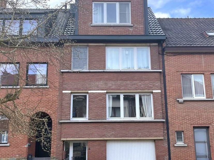 Bien professionnel à vendre
                    à 3010 Kessel-Lo