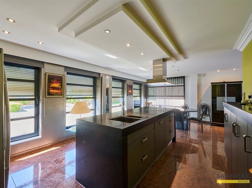Welkom in deze prachtige woning in Balen.&lt;br /&gt;
Hier combineert men ruimte én modern comfort. &lt;br /&gt;
Deze charmante woning biedt een riante bewoonbare