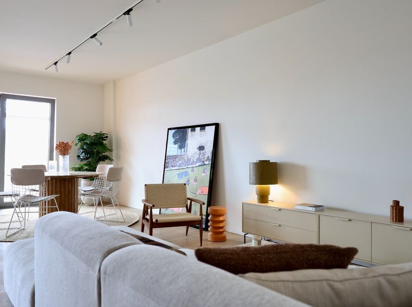 Centraal gelegen 2-kamer appartement te Res. Hoost: Opendeurdag  Zaterdag 03/05 - 09u -&amp;gt; 12u.&lt;br /&gt;
(lMaes en Boerenboomplein 1). In Knokke-Heist v