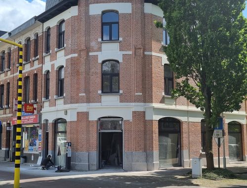                                         Rez-de-chaussée commercial à louer à Mortsel, € 1.150
