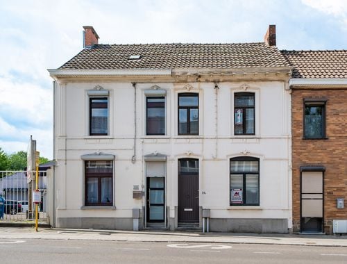                                         Woning te koop in Mont-sur-Marchienne, € 129.000
