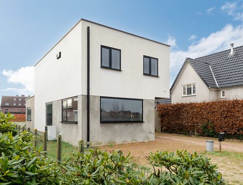                                         Maison à vendre à Lommel, € 499.000

