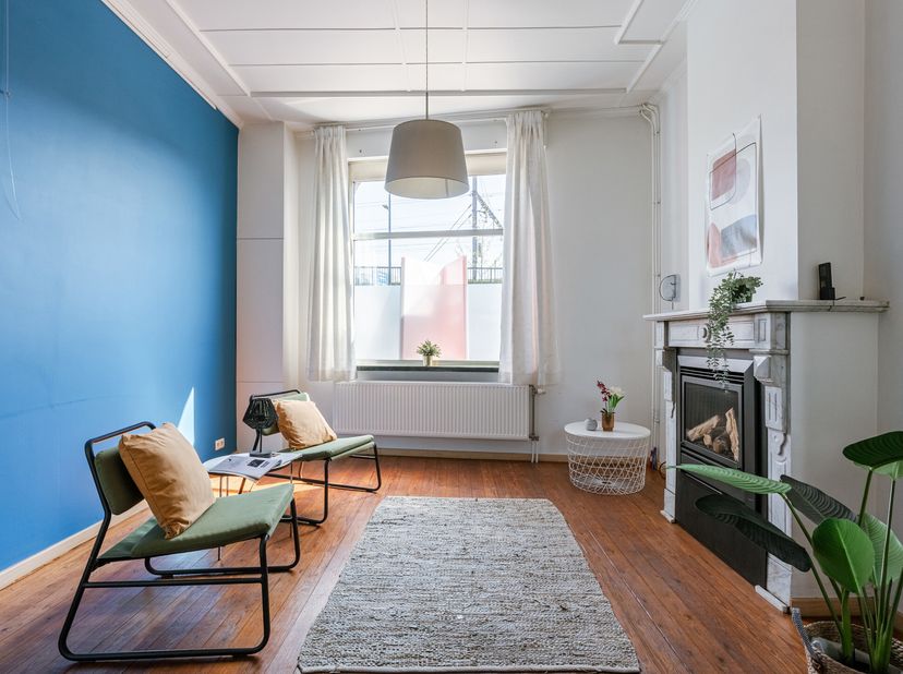 Gezellige burgerwoning op toplocatie in de buurt van Gent-Sint-Pieters en de invalswegen&lt;br /&gt;
Epc-label: D&lt;br /&gt;
Mobiscore: 9,4/10&lt;br /&gt;
Welkom in de