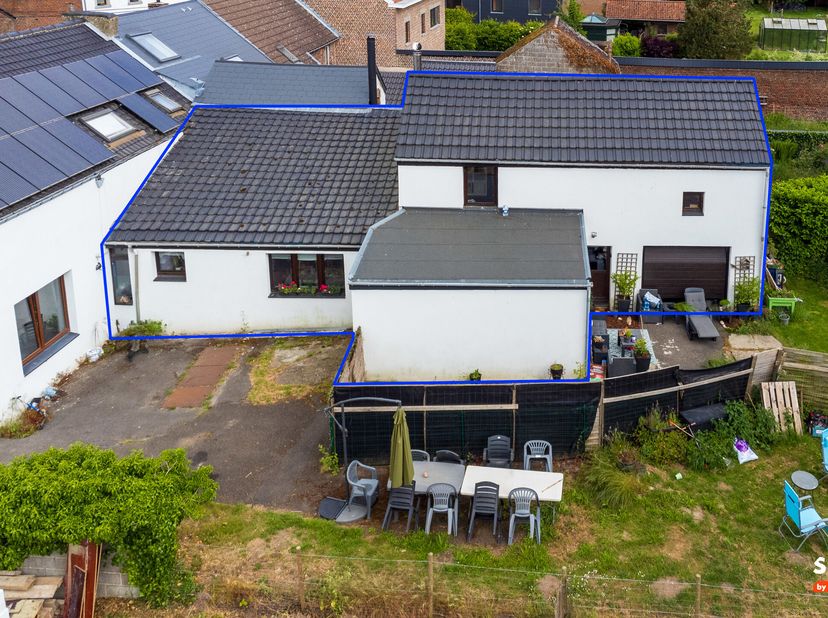 L&#039;agence SKYIMMO vous propose cette charmante maison situé à WALEFFES, dune superficie habitable de 136 m2&lt;br /&gt;
Le bien se compose comme suit :&lt;br /&gt;