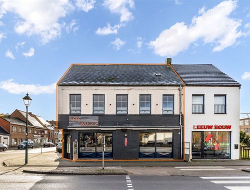                                         Bâtiment commercial à vendre à Leopoldsburg, € 250.000
