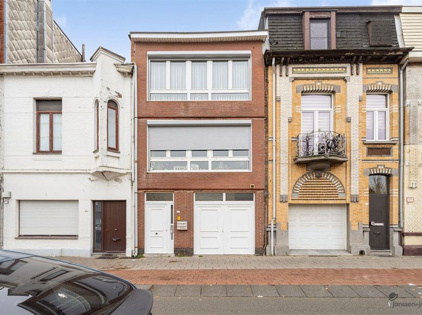 Maison à vendre
                    à 2660 Hoboken