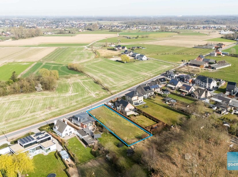 Te koop te Wichelen : perceel bouwgrond voor open bebouwing met unieke ligging.&lt;br /&gt;
Dit perceel biedt zowel vooraan als achteraan open zicht op agra