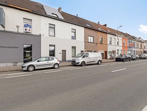                                         Woning te koop in Sint-Amandsberg, € 315.000
