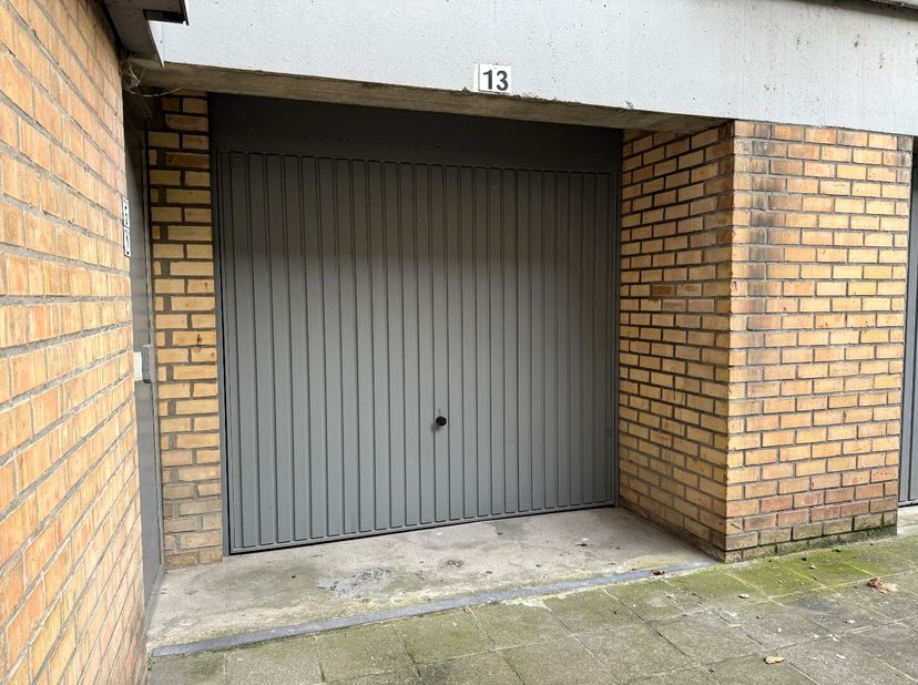 Garage à vendre
                    à 8560 Gullegem