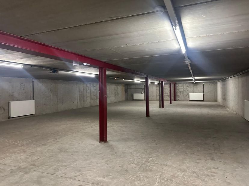 Stockage 490 m2&lt;br /&gt;
Vous cherchez un dépôt de stockage dans les environs de Renaix et Kluisbergen, n&#039;hésitez pas de nous contacter au numéro 0478 13