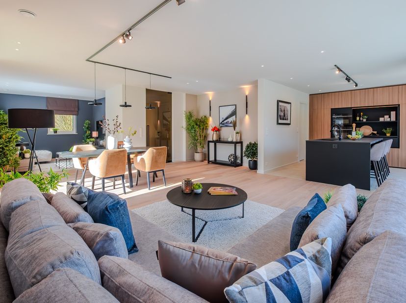 Exclusieve, volledig afgewerkte nieuwbouwvilla op toplocatie&lt;br /&gt;
&lt;br /&gt;
Zuiver Signatuur Kwadraat, deze gloednieuwe, tot in de puntjes afgewerkte de
