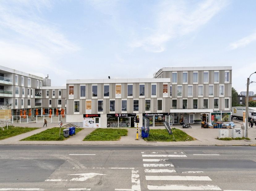 Immo Pické biedt U 18 ondergrondse en 6 bovengrondse autostaanplaatsen aan (nieuwbouw) gelegen in het complex Ter Leeuwen en bijgevolg in de nabijheid