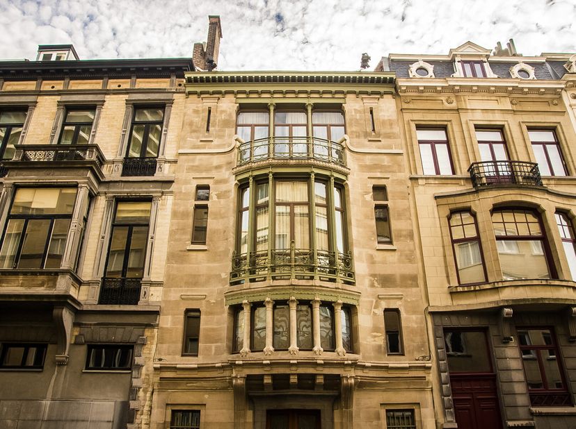 BRUSSEL (Centrum): Hoteluitbating met meer dan 70 kamers en restaurant met +/-30 couverts (#1X+4_COMA_BRU)&lt;br /&gt;
 handelsfonds van hotel- en restauran