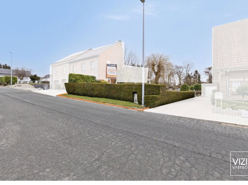 Terrain à vendre
                    à 9400 Ninove
