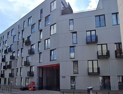                                         Kantoorgebouw te koop in Brussel, € 590.000
