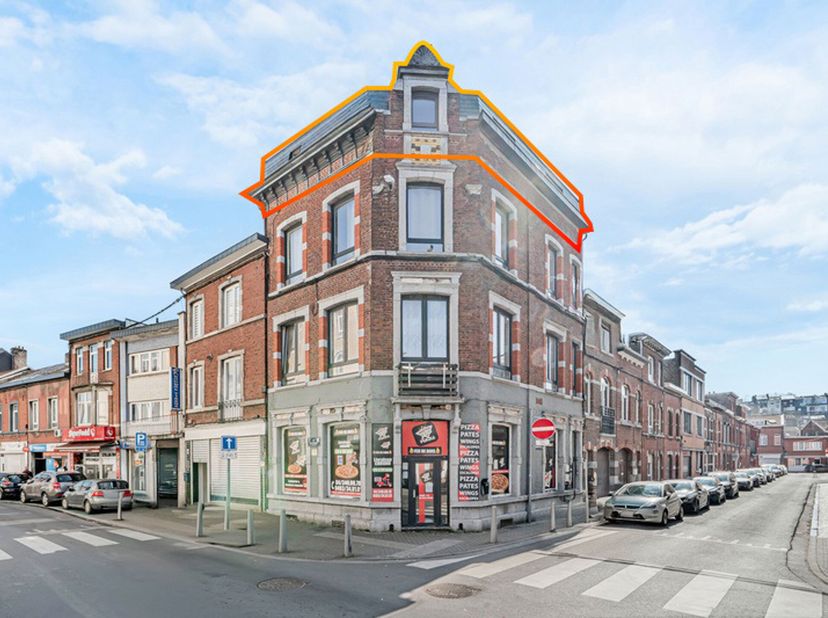 Nigel IMMO a le plaisir de vous présenter ce charmant appartement de 57 m², idéalement situé à Bressoux à proximité immédiate des commerces, transport