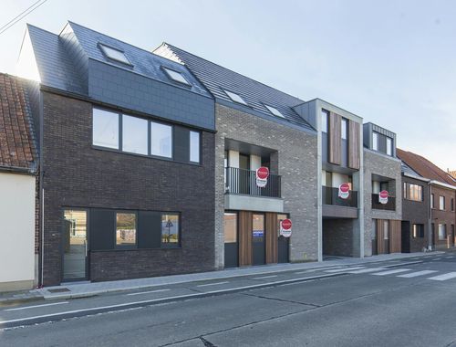                                         Appartement à louer à Deerlijk, € 850
