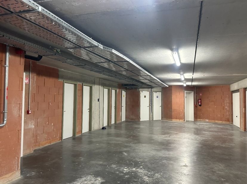 Residentie &#039;Nieuwe Kalsijde&#039;.Bergingen te koop.NIET verplicht om deze samen met een appartement te kopen.