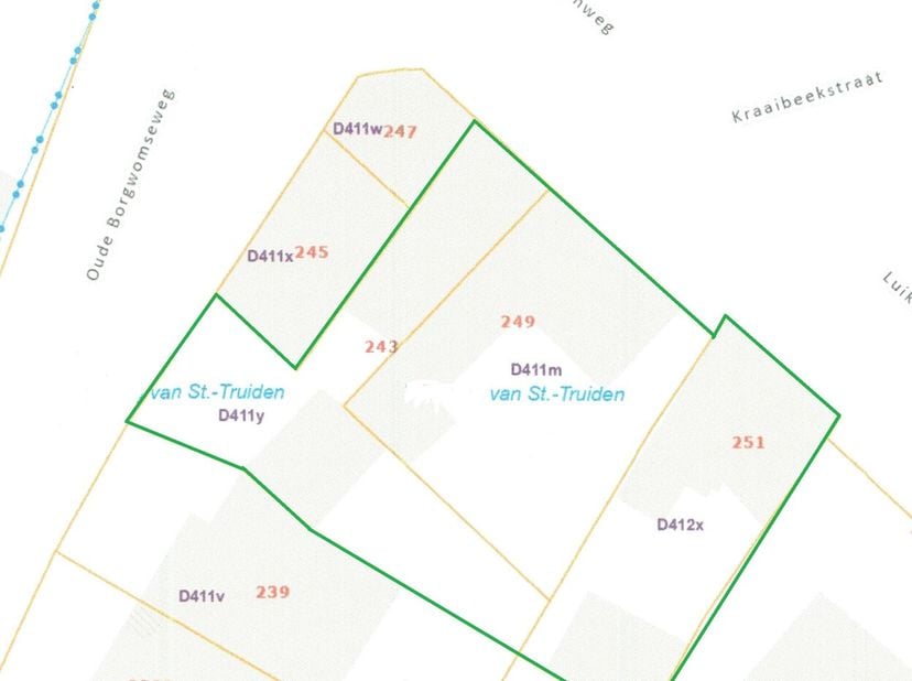 Drie naast elkaar gelegen aparte gebouwen (2 handelshuizen en 1 woning), met een totale perceelbreedte van ongeveer 35 meter langs de Luikersteenweg e