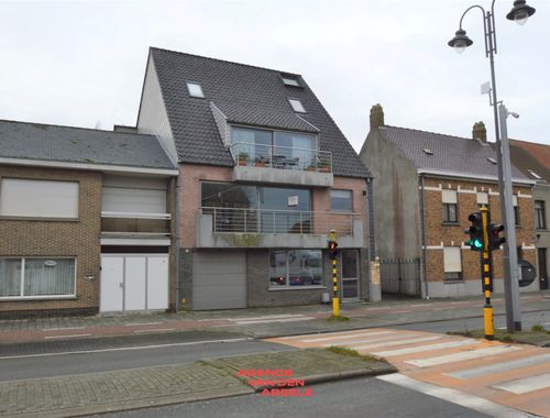                                         Duplex à louer à Sijsele, € 825
