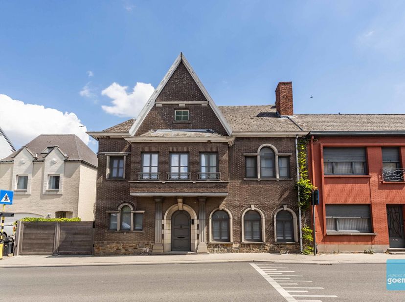 Maison à vendre
                    à 9260 Schellebelle