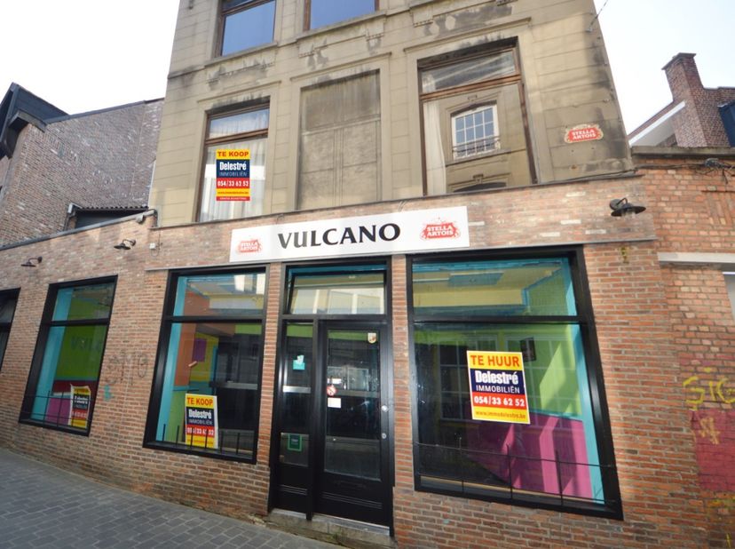 Jouw horecadroom waarmaken? &lt;br /&gt;
Deze polyvalente handelseigendom (te koop of te huur) is gelegen in het gekende ‘Rozemarijnstraatje’ op directe wan