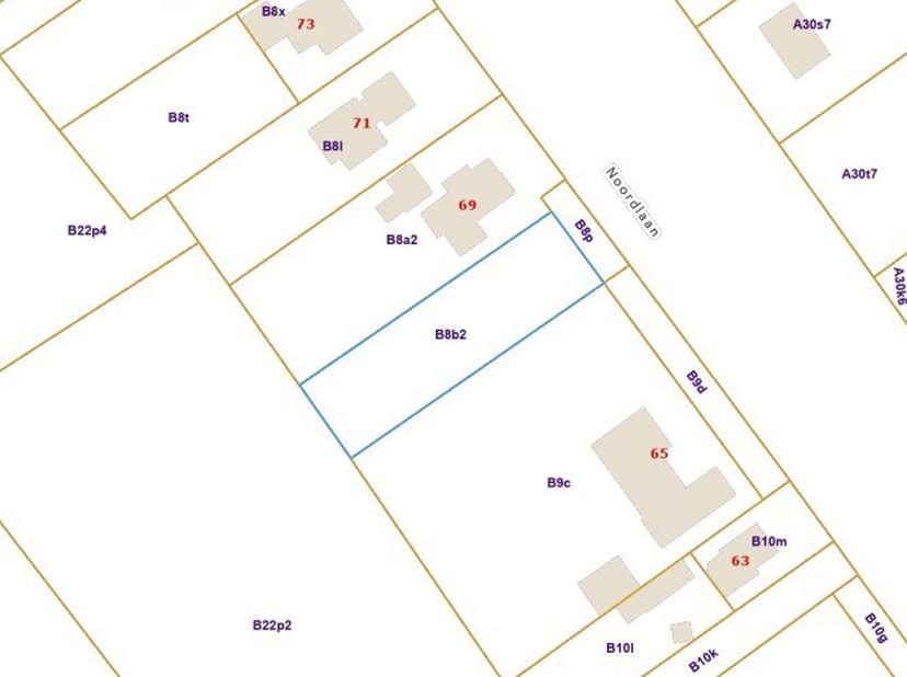RESIDENTIEEL GELEGEN BOUWGROND voor open bebouwing &lt;br /&gt;
  &lt;br /&gt;
Omschrijving:  &lt;br /&gt;
GEMEENTE ZUTENDAAL - eerste afdeling:   &lt;br /&gt;
Een perceel gr