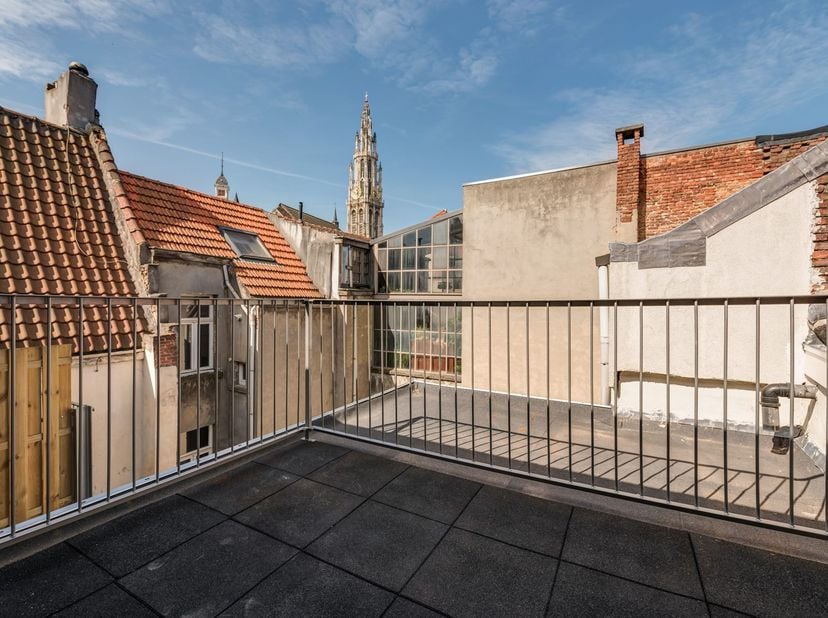 Penthouse, historisch centrum mét terras!

Het prachtig dakappartement op de derde verdieping ligt i