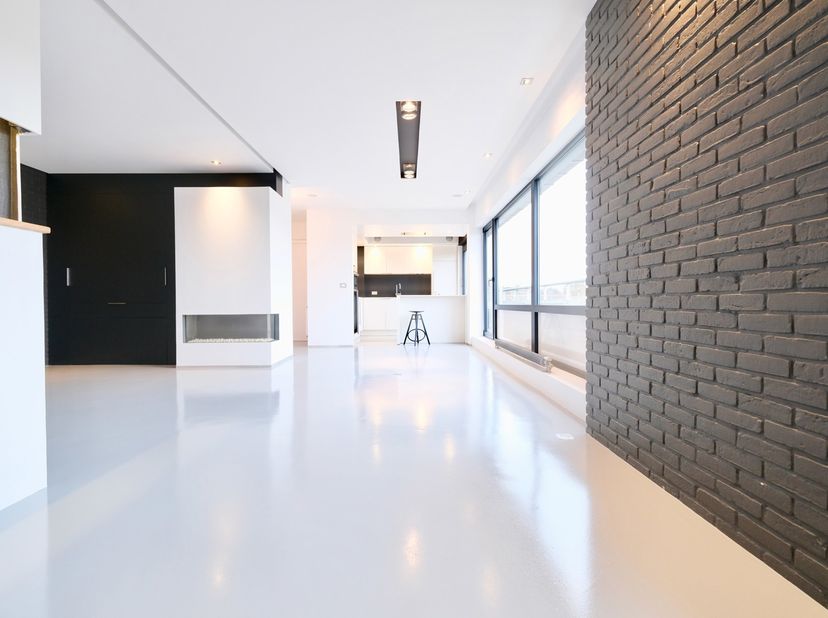 GANSHOREN – REF 7653808 – UITZONDERLIJK PAND

Gelegen in een groene wijk vlakbij het Spiegelplein, s