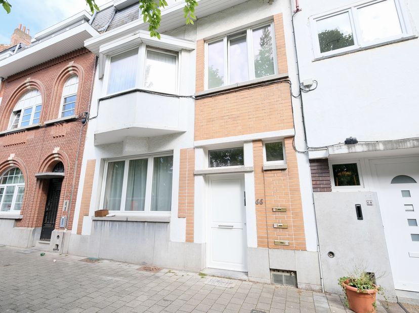 BERCHEM-SAINTE-AGATHE - REF : 7692397 : gelegen op een steenworp van de Basiliek, in een rustige gro
