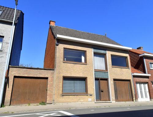                                         Maison à vendre à Moorsele, € 245.000
