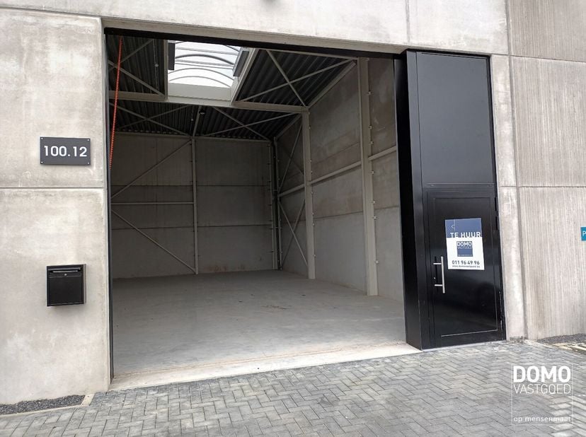 Bien professionnel à louer
                    à 3500 Hasselt