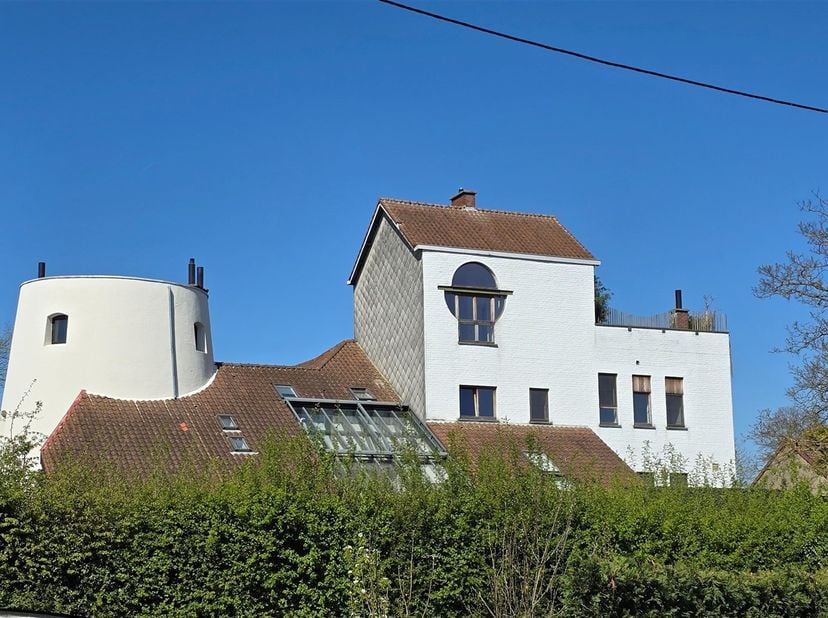 Habiter avec du caractère dans une maison du meunier authentique. Vous recherchez une résidence de charme, spacieuse et rénovée dans un cadre verdoyan
