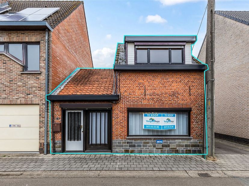 Droom je van een woning die je volledig naar jouw smaak kunt transformeren? Dan is dit jouw kans! Deze te renoveren woning, gelegen in een rustige str