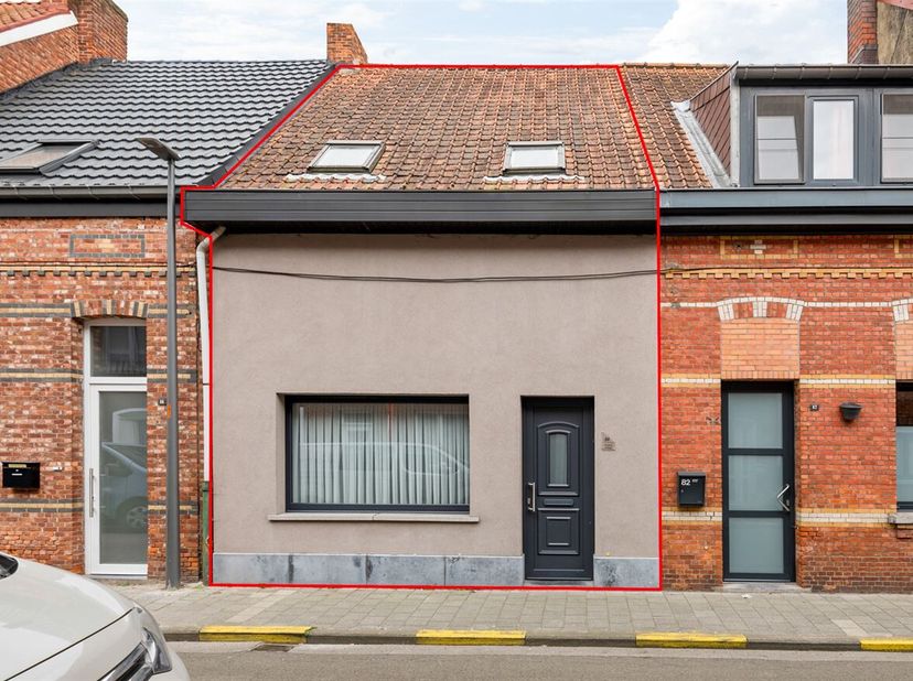 Gezinswoning met tuin in Turnhout&lt;br /&gt;
Locatie:&lt;br /&gt;
Gelegen in de Rivierstraat 84 in Turnhout, biedt deze woning een centrale ligging met vlotte ve