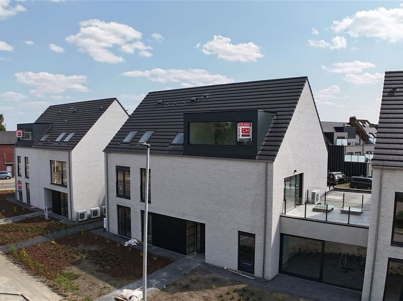 Appartement à vendre
                    à 2220 Heist-op-den-Berg
