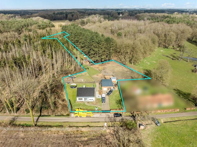 Genieten van een prachtig uitzicht over de groene omgeving, waar privacy en rust centraal staan? Dat is hier mogelijk!&lt;br /&gt;
Deze woning is zeer rusti