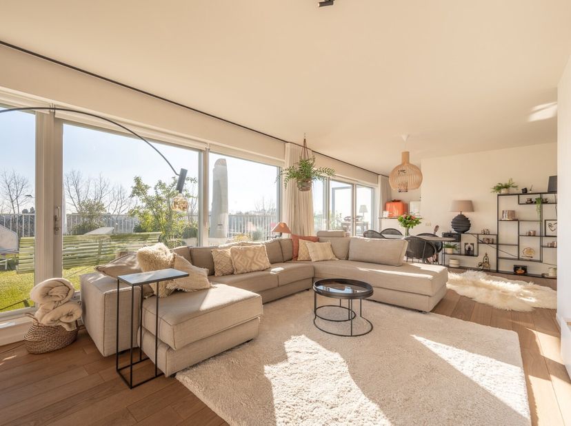 Appartement à louer
                    à 8310 Sint-Kruis