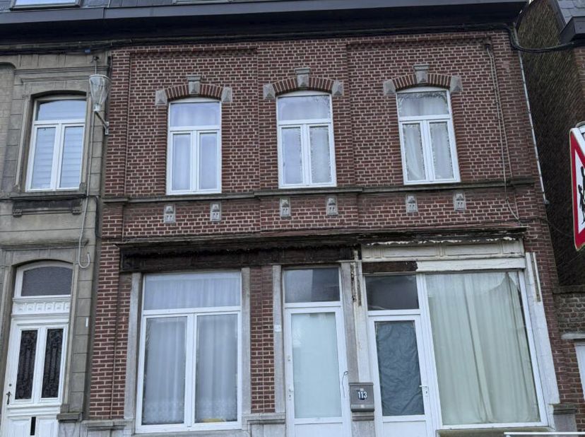 Bedrijfsvastgoed te koop
                    in 7170 La Hestre