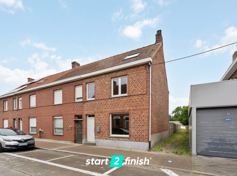 Algemeen bezoekmoment op zaterdag 12/07 van 10h tot 11h30. Voorafgaande aanmelding verplicht.&lt;br /&gt;
Welkom in deze sfeervolle halfopen woning op een p