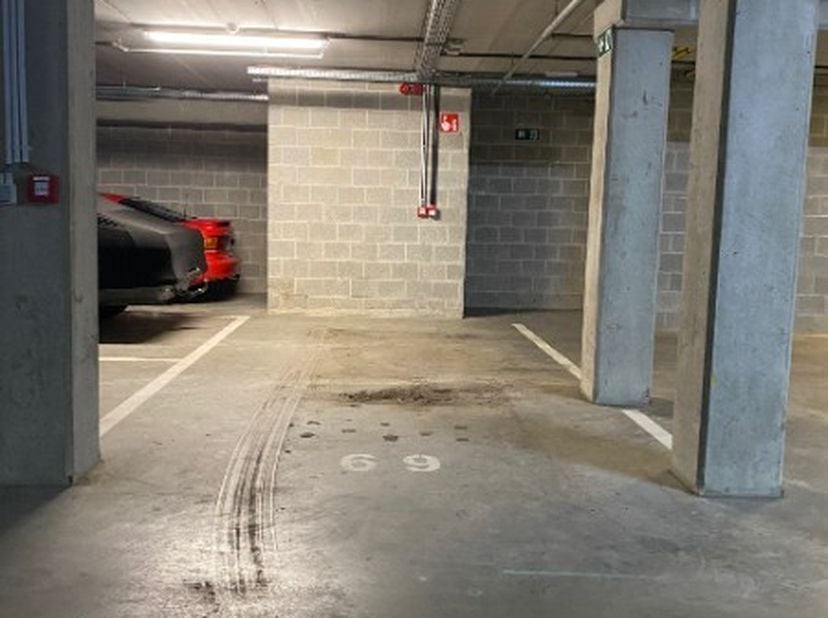 Garage à vendre
                    à 2550 Kontich