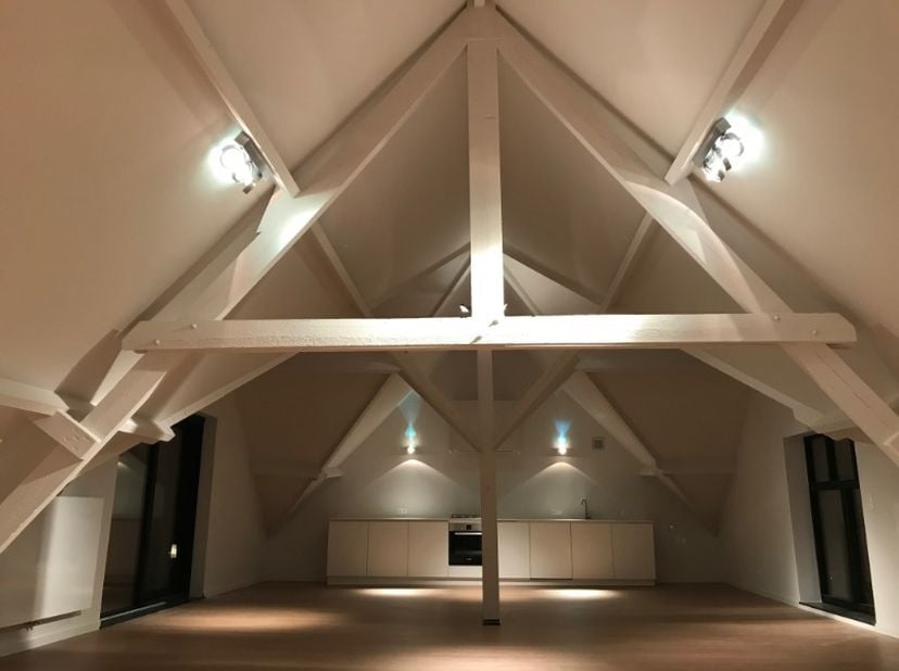 --- NIEUW --- Prachtig karaktervol vernieuwd 1-slaapkamerappartement met 2 autostaanplaatsen.&lt;br /&gt;
&lt;br /&gt;
--&amp;gt; Wenst u graag meer informatie of wil