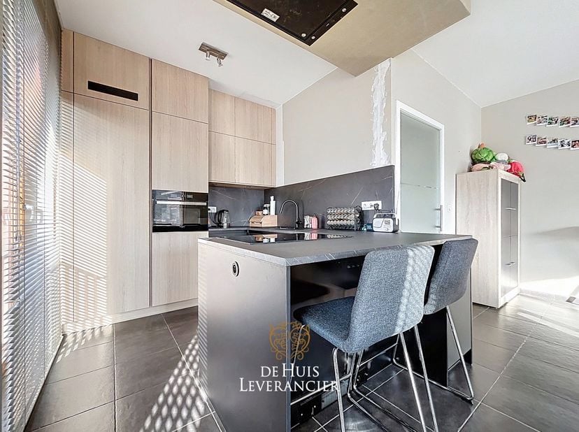 Trendy en instapklaar appartement in Boom - perfect voor young professionals!&lt;br /&gt;
&lt;br /&gt;
Ben je op zoek naar een modern, energiezuinig appartement w