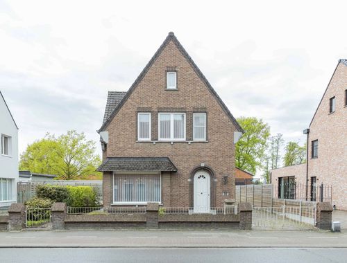                                         Maison à vendre à Nieuwkerken-Waas, € 248.000
